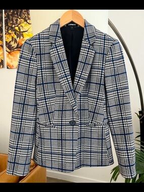 Express Houndstooth One Button Blazer